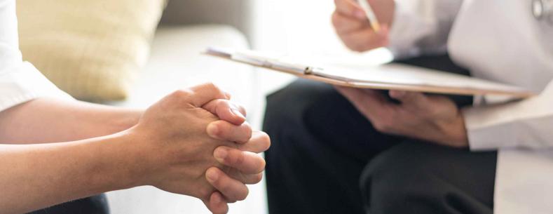 Llun o apwyntiad therapydd